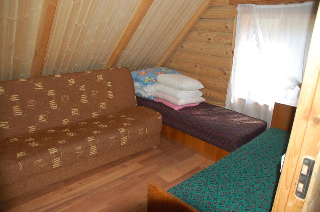 Edmundas Palanga Luaran gambar