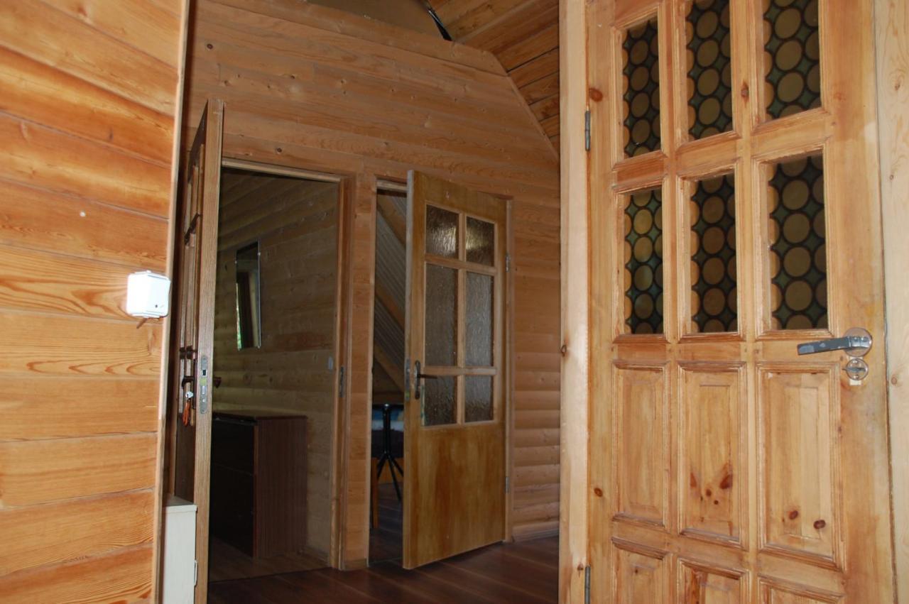 Edmundas Palanga Luaran gambar
